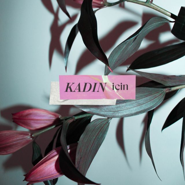 KADIN için..

KADINA dair..

Saç modellerinden saç bakımına, günlük hayatlarımızdan en özel günlerimize kadar..

Her şey web sitemizde..
 
Linki bio' da.

#woman #womanpower #saçmodelleri #saçbakımı #hair